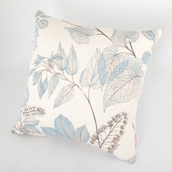 1395212723Pillowdeco_GalleriaArben_IMG_0903